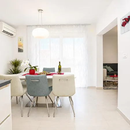 Poli Percica Holiday home Pazin