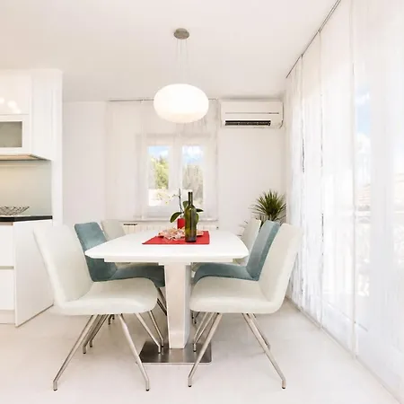 Poli Percica Holiday home Pazin