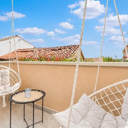 Holiday home Poli Percica